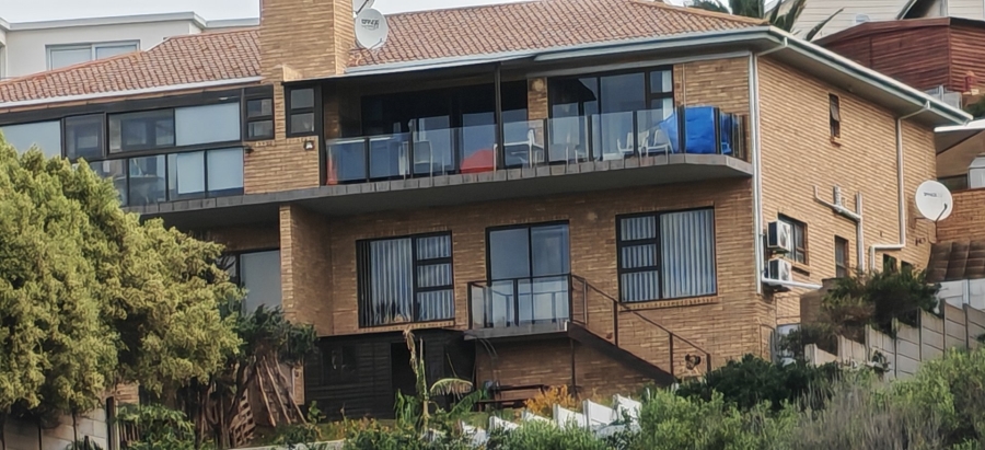 4 Bedroom Property for Sale in Hartenbos Heuwels Western Cape